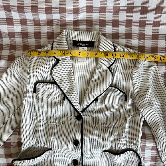 Jones New York 100% Silk Polka Dot Cream Blazer with Black Trim - Picture 8 of 11